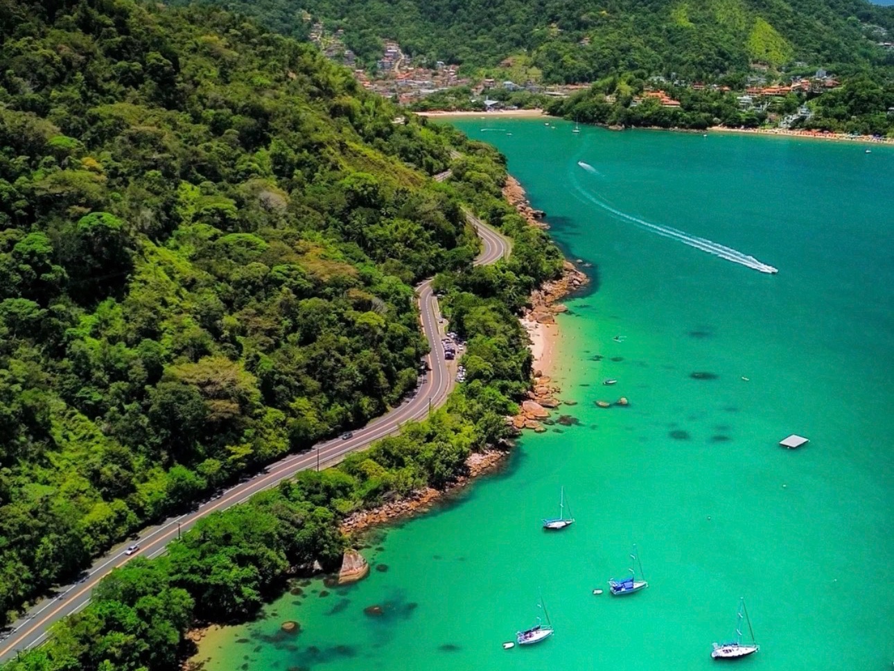 Passeio de lancha em Saco da Ribeira 4